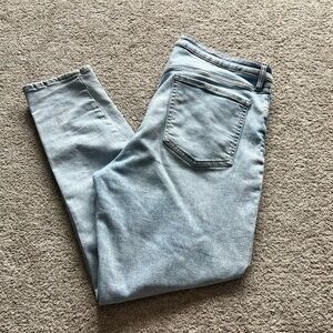 Old Navy Women’s 18 Tall High Rise OG Straight Fit Light Wash Denim Jeans